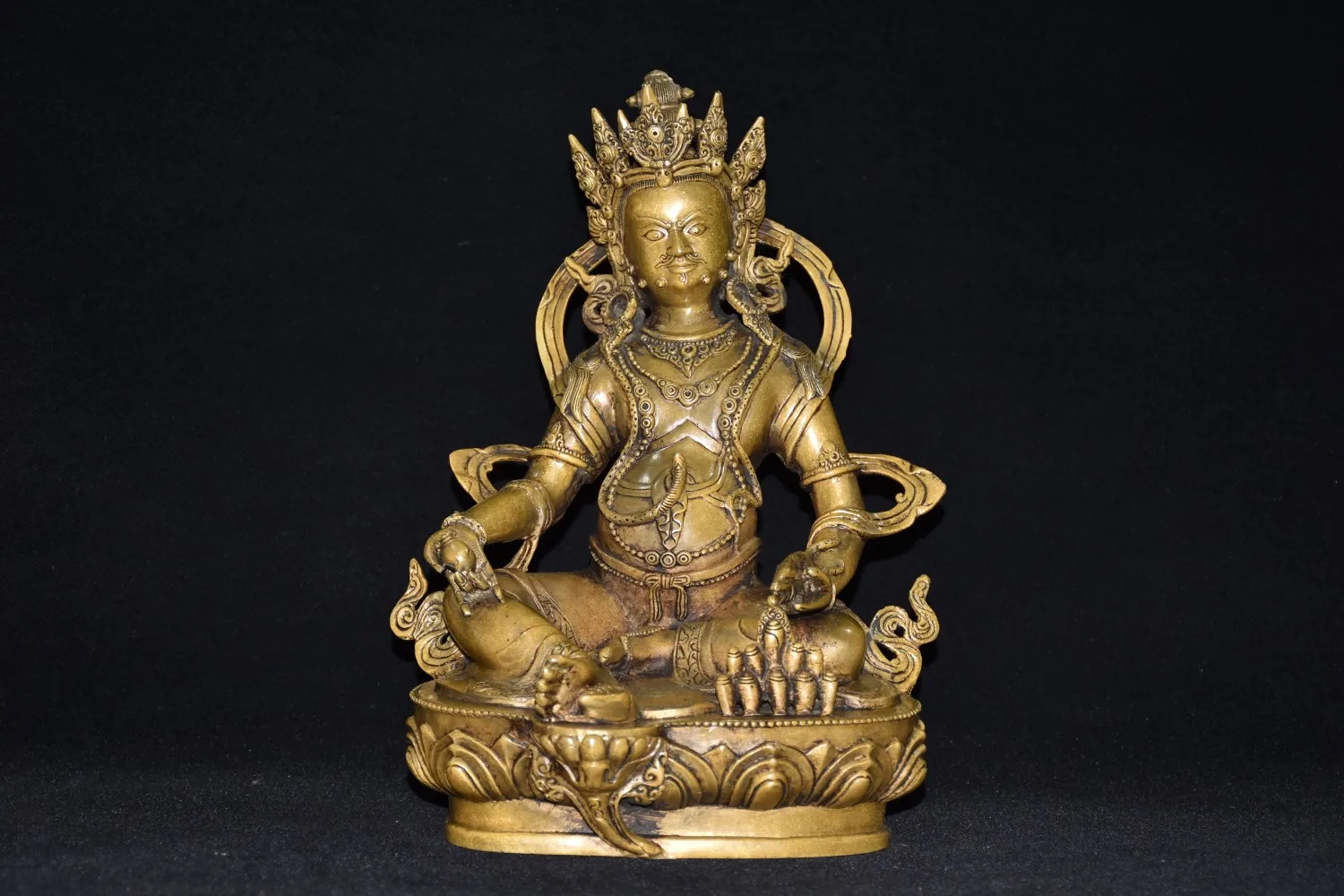 

Китайская народная коллекция, старая бронзовая патина, желтый Бог богатства, Будда, Хуан кайшен, лотос, терраса, сидячее украшение Будды, 11 д...