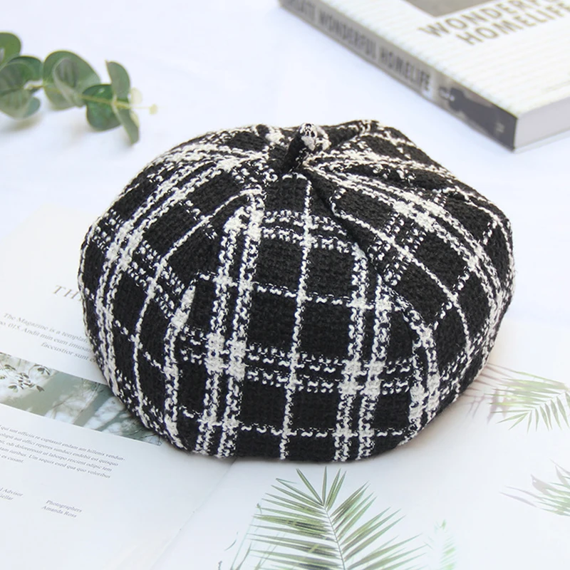 Новинка Осень-зима Casquette черно-белые клетчатые береты Дамская британская
