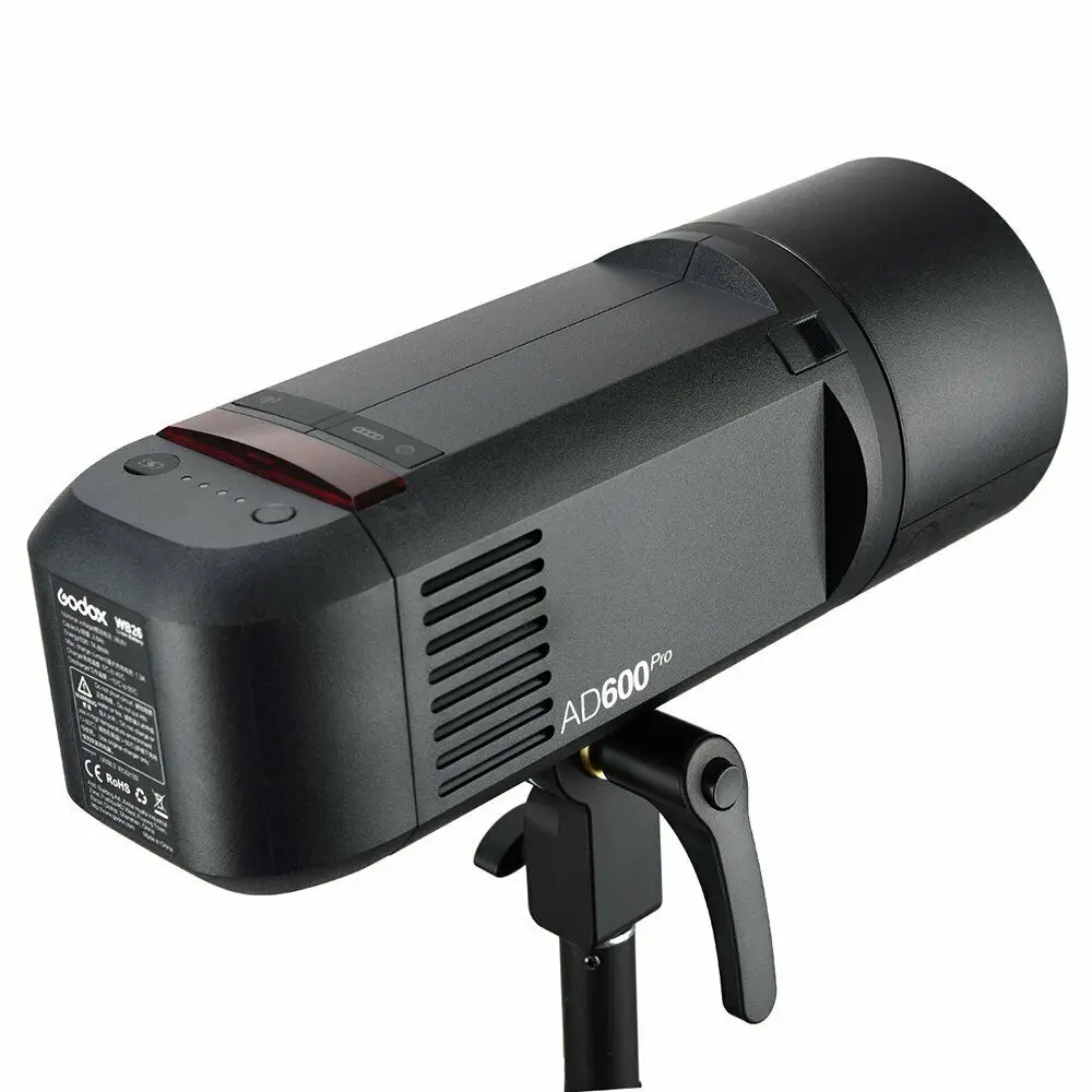 

Вспышка для камеры Godox AD600Pro, портативная наружная Вспышка 1/8000s TTL HSS 38 Вт, светодиодсветодиодный Встроенная система X, литий-ионная батарея