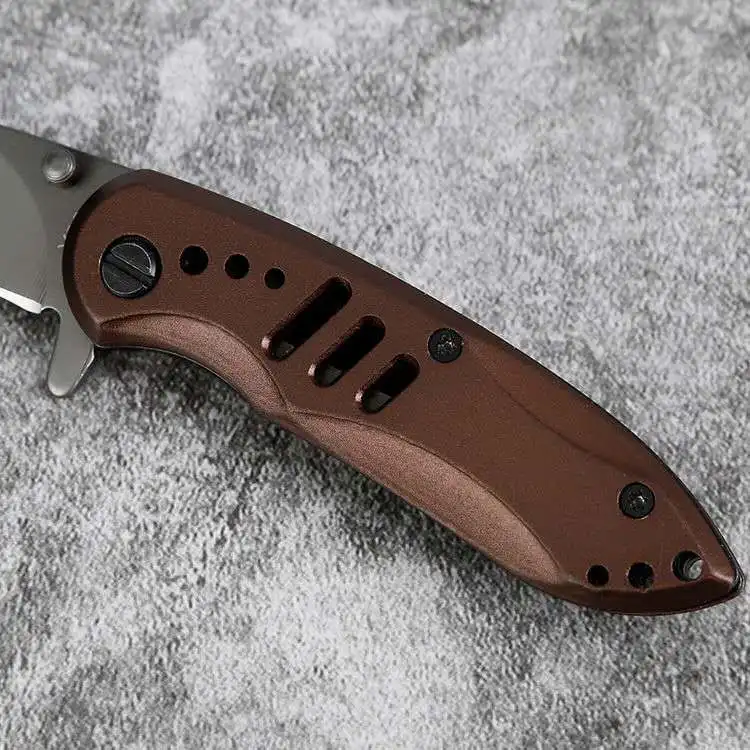 Охотничий складной нож с лезвием из нержавеющей стали и алюминия 55HRC |