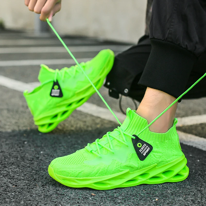 

Gogodoing New Breathable Running Shoes for Men Blade Cushioning Sneakers Outdoor Athletic Shoes Professional Training Shoes