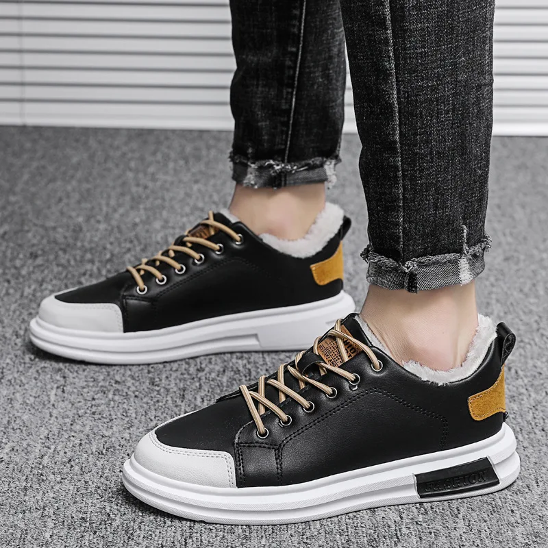 

Plush warm cover shoes feet shoes autumn and winter 2021 new leisure ins men's shoes Korean fashion low top small white shoes