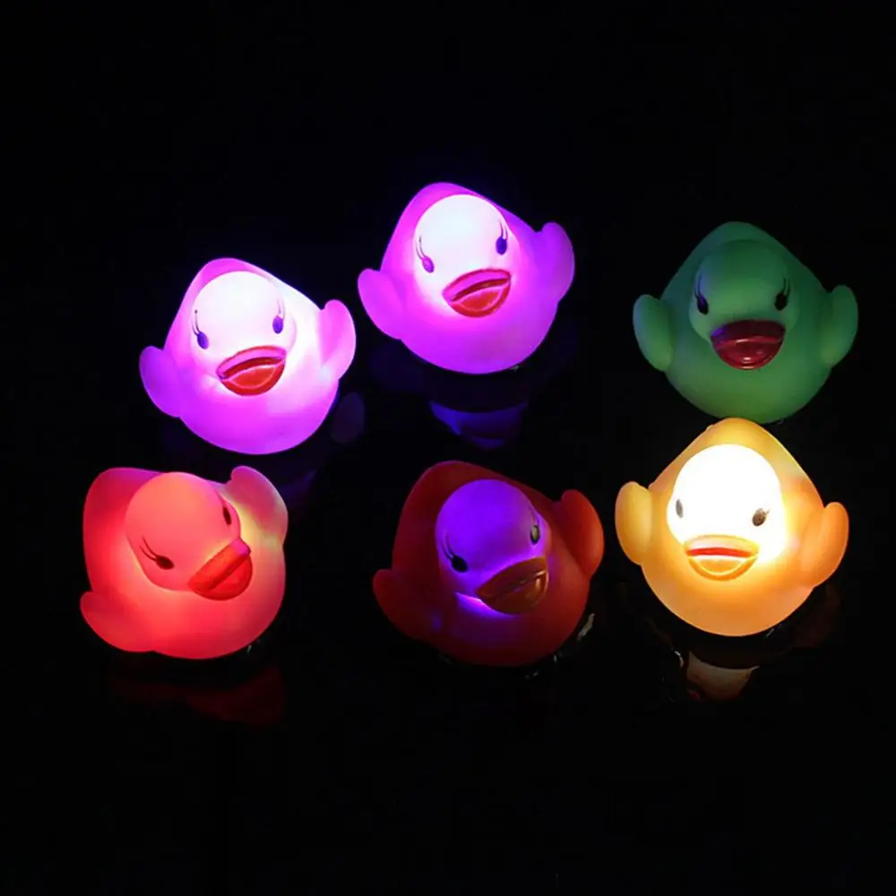 

Water Sensing Glowing Duck Toys Kid Bath Toys Baby Rubber Duck Light Up Water Floating Toy for Children Luminous Ducks Beach Toy