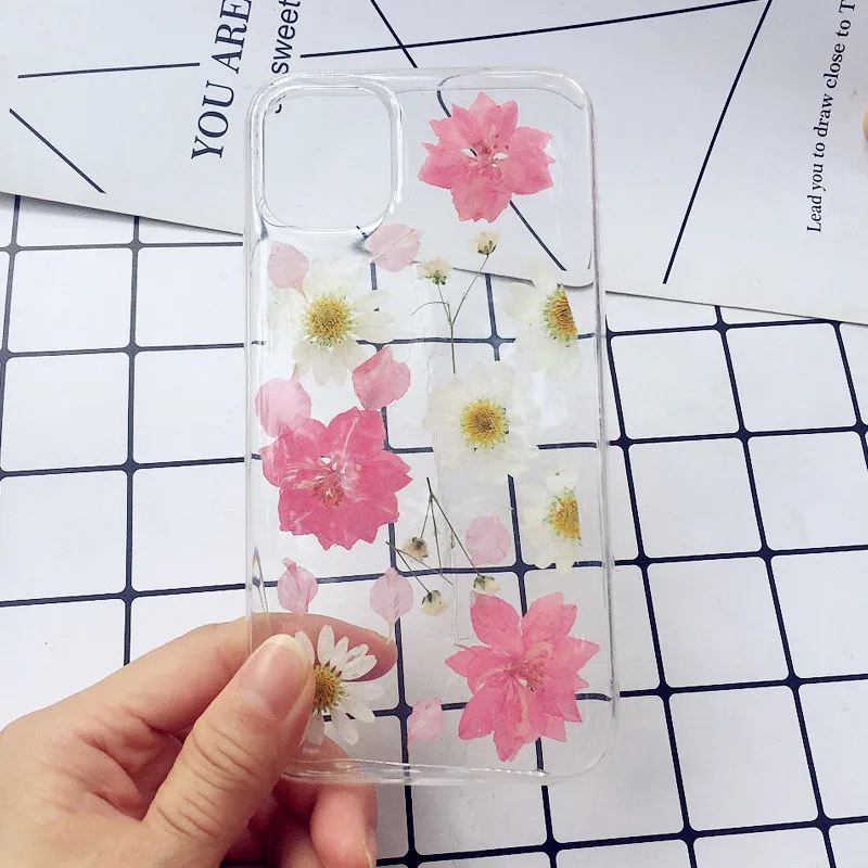 

Real Daisy Dried Pressed Flowers phone case For iphone X XS Max XR 6 6s 7 8 plus 11 pro max cases Soft TPU Cover Cute Coque Capa