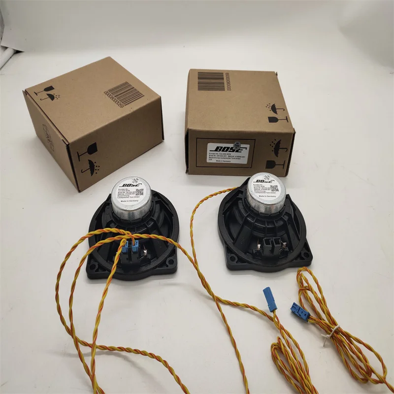 Бесплатная доставка 1 комплект лампа BOSE для автомобильной двери диагональю 4