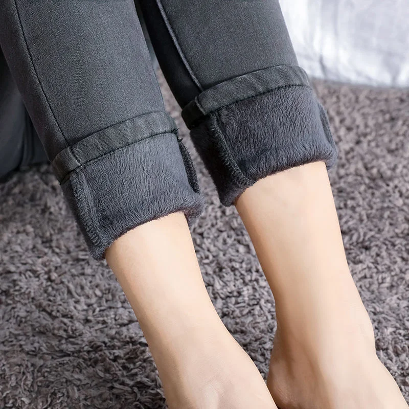 

Women's Winter Wear Long Fleece Jeans New Plush Thickened High Waist Jeans Large Tight High Elastic Versatile Warm Jeans