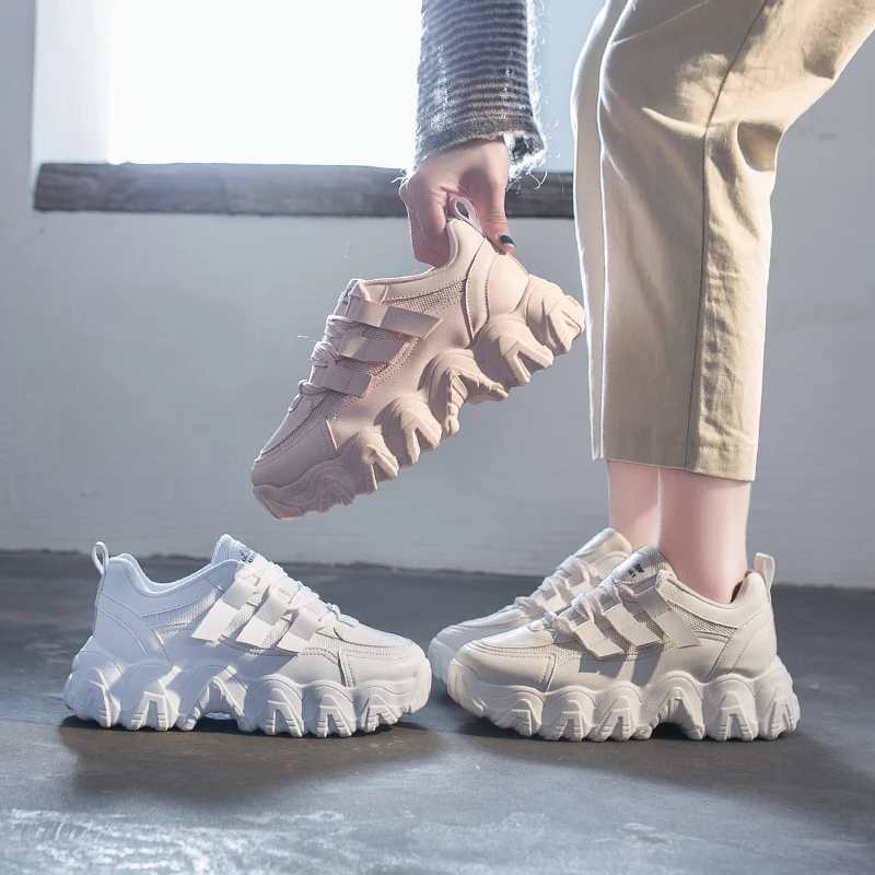 

Women Fashion Running Shoes Comfortable Mesh Breathable Non-Slipper Sneakers Light Weight Outdoor Travel Walking Sports Shoes