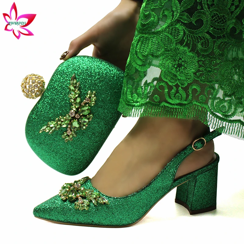 Новое поступление на лето 2020 женская модель удобные каблуки зеленого цвета с