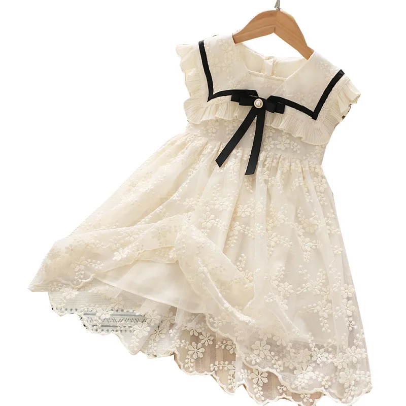 

2137 lace skirts