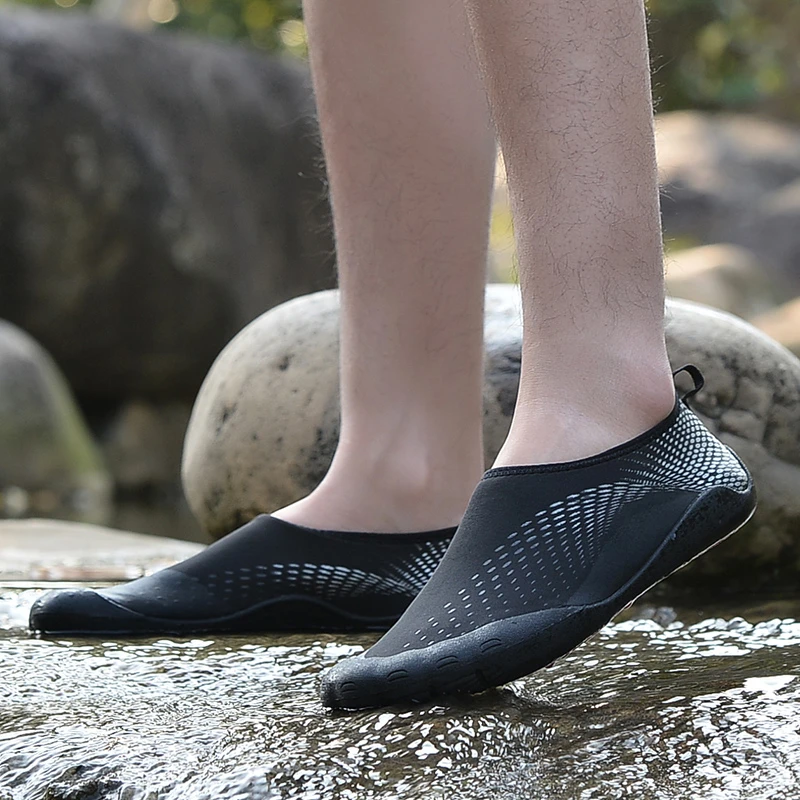 Летняя мужская обувь мужские быстросохнущие акватуфли светильник черные туфли