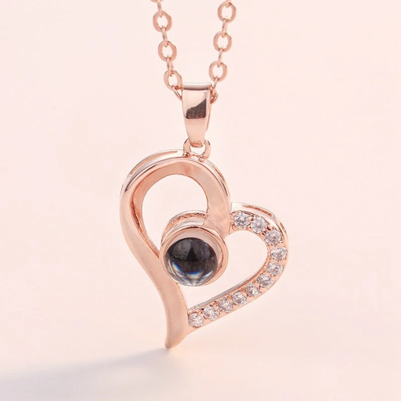 Подарок для девушки проекционное ожерелье с надписью Я люблю тебя на 100 языках