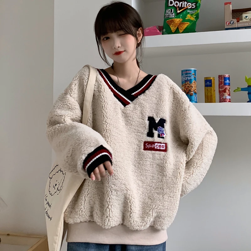 

Daifun/толстовка с вышивкой Harajuku, с v-образным вырезом, имитация овечьей шерсти, теплый, имитация двух частей, BF стиль, флис, хип-хоп, Модный пулов...