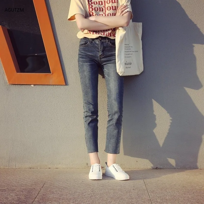 

2021 Fashion Woman White Flat Shoes Women Lace Up Round Toe Shoes Student Girls Sports Shoes Casual loafers shoes Tenis Feminino