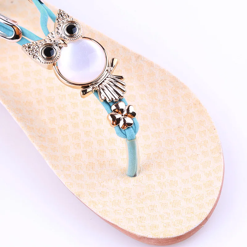 Женские сандалии на плоской подошве черные синие бежевые со стразами|Боссоножки