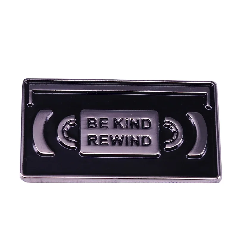 Будьте добры и перезаводите булавку-никто не хочет класть в VHS-ленту нужно