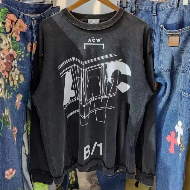 

Фотообои для женщин с геометрическим рисунком