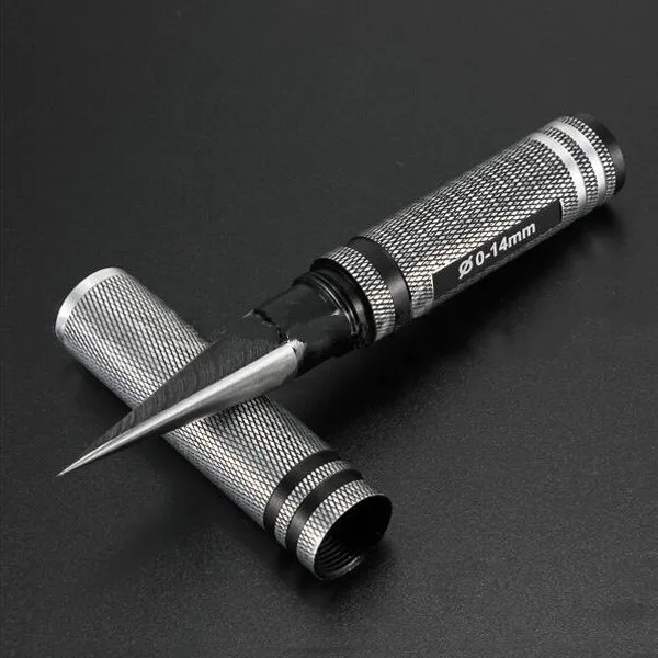 Инструмент для открывания моделей радиоуправляемых грузовиков