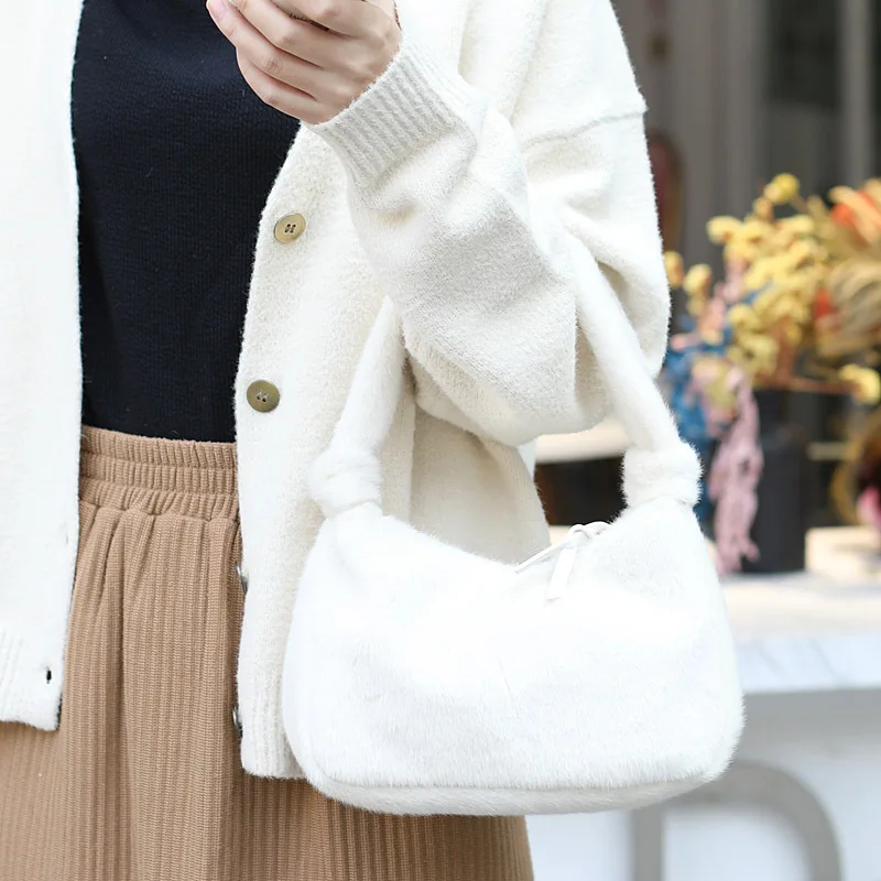 

Casual Winter Faux Fur Shoulder Bag for Women 2021 New Handbag Ladies Female Party Small Girls Tote Bag Christmas Gift Purses