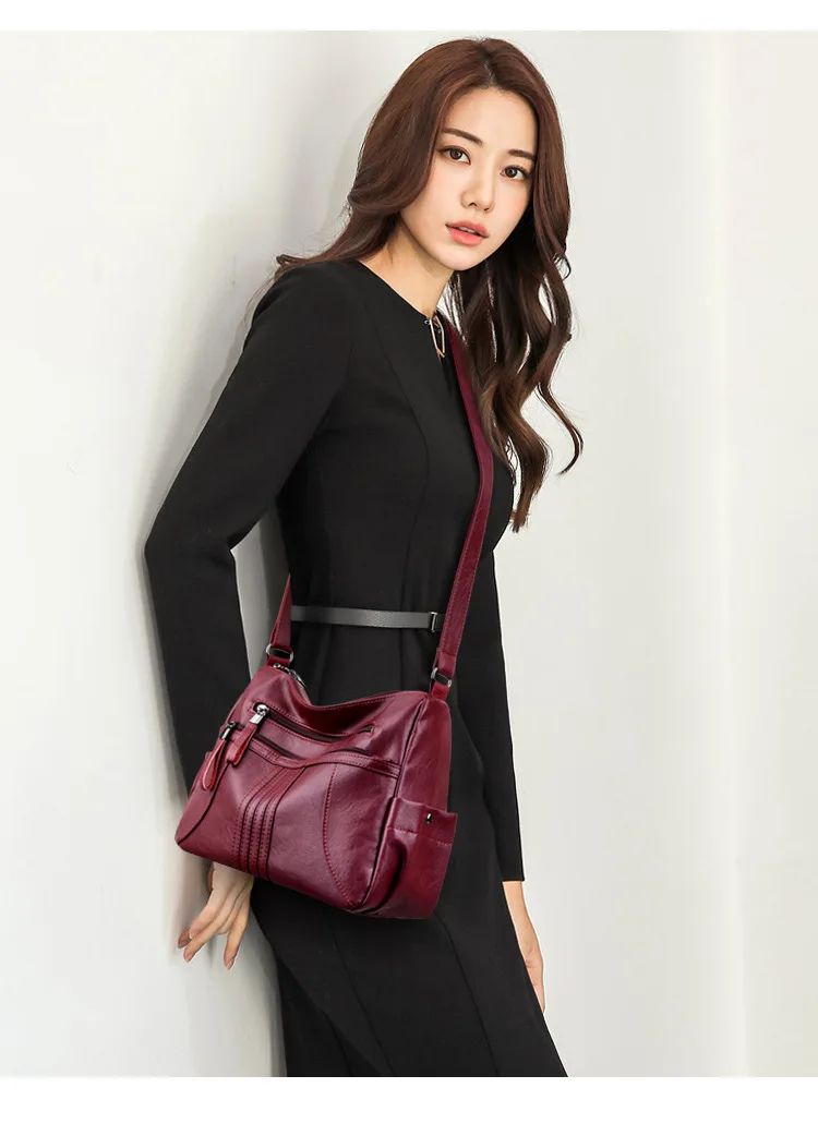 Сумка мессенджер женская из мягкой натуральной кожи саквояж на плечо винтажный