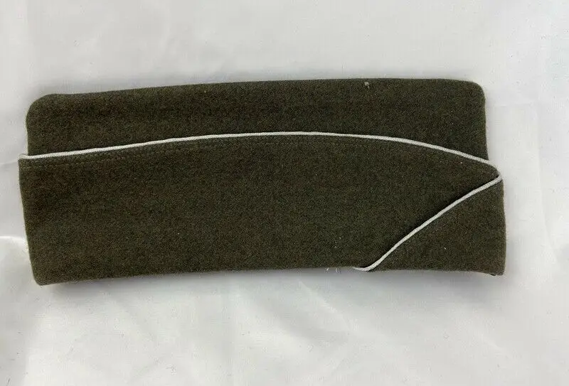 Американский шерстяной гарнизон времен 2 мировой войны шапка и военный корпус