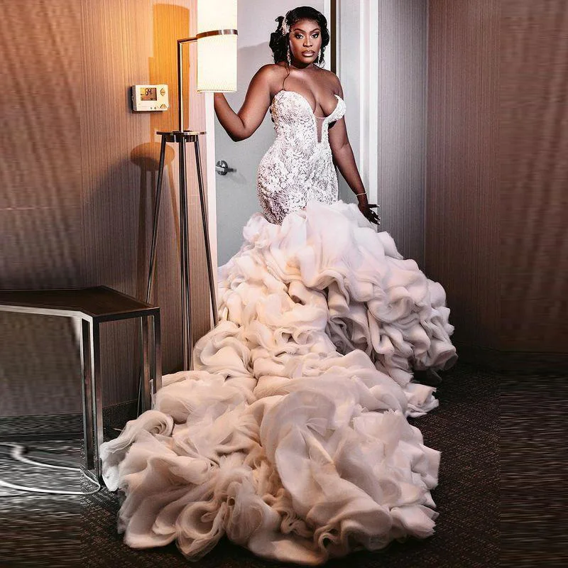 

African Mermaid Wedding Dresses Plus Size Chapel Ruffles Train Lace Top vestido de novia Sweetheart Sexy Bridal Dress Lace Up