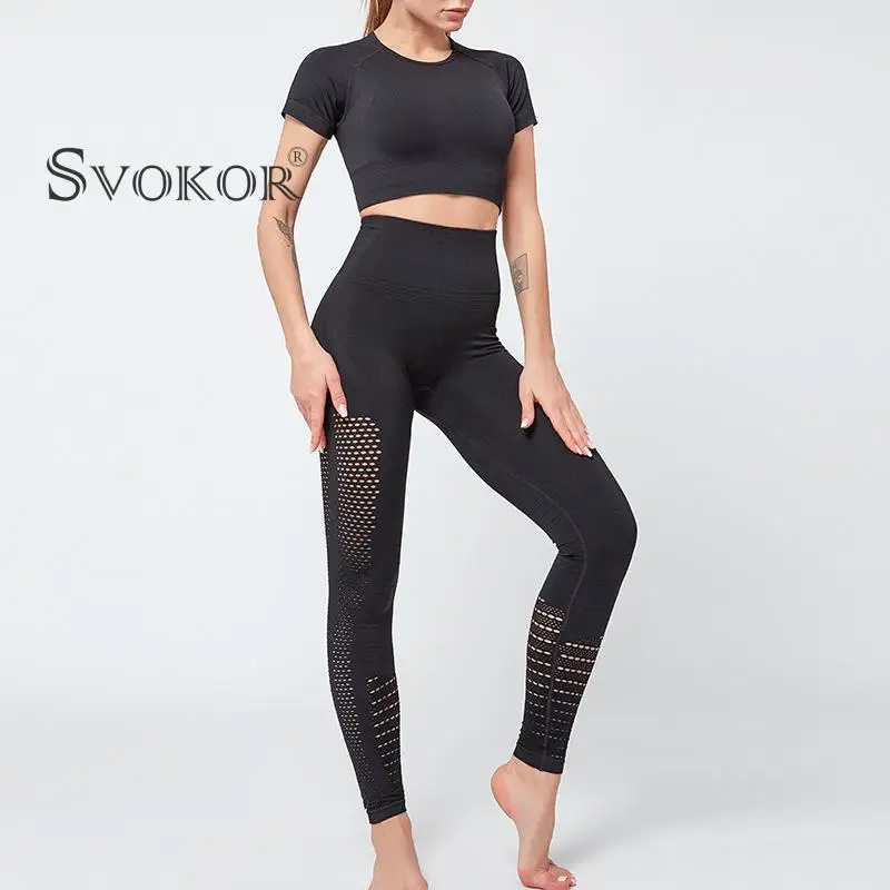 

Комплект женский из леггинсов и футболки с коротким рукавом и высокой талией