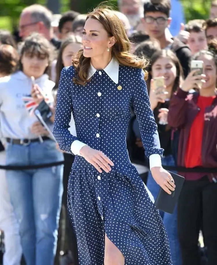 Новинка Kate Middleton, длинное платье в горошек, элегантное, с отложным воротником, в горошек, однобортное, с длинным рукавом, плиссированные платья