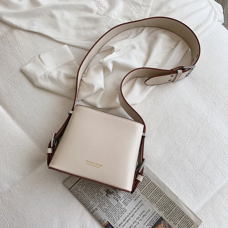 

Fashion Solid Color Zipper Three-dimensional Women Handbag Retro Bucket Bag Wild Wide Shoulder Strap Messenger Bag Shoulder Bag