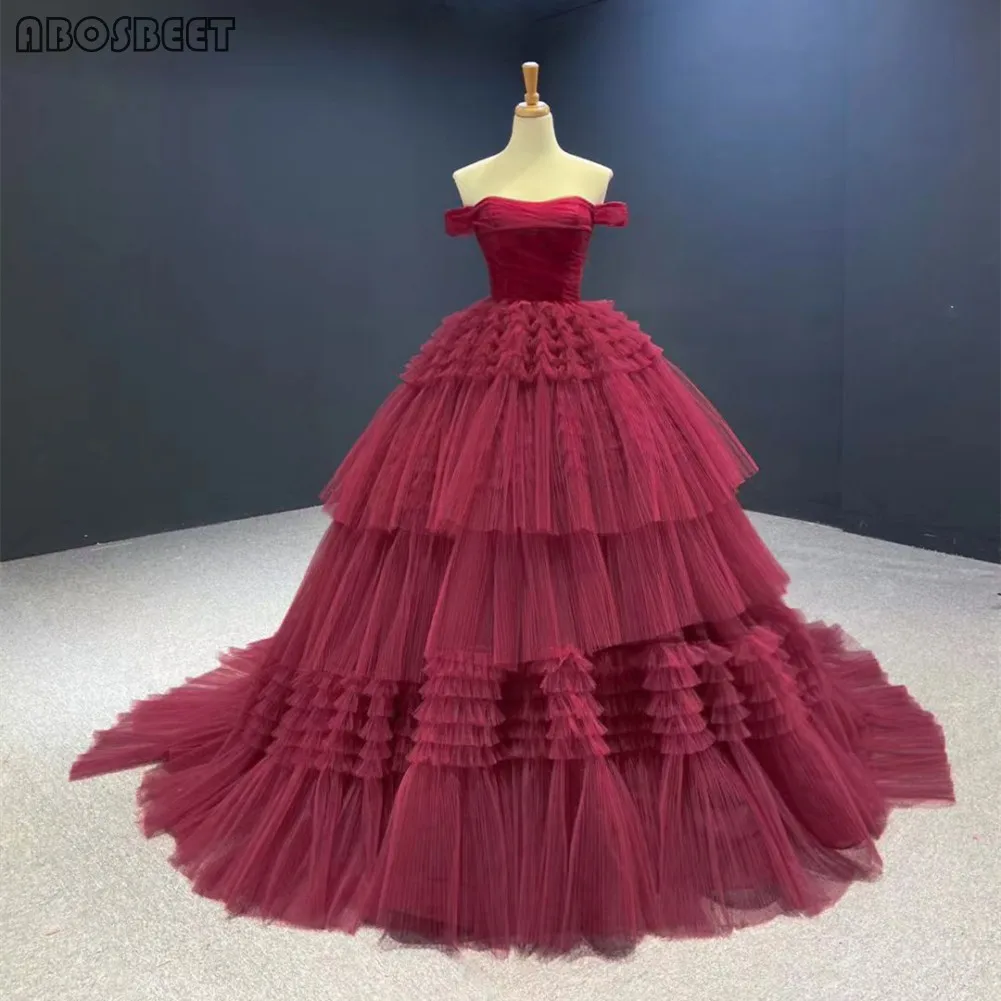 

Ball Gown Prom Dress Long Tiered Style Off Shoulder Evening Gown with Long Train Strapless Collar Sleeveless Vestido De Fiesta