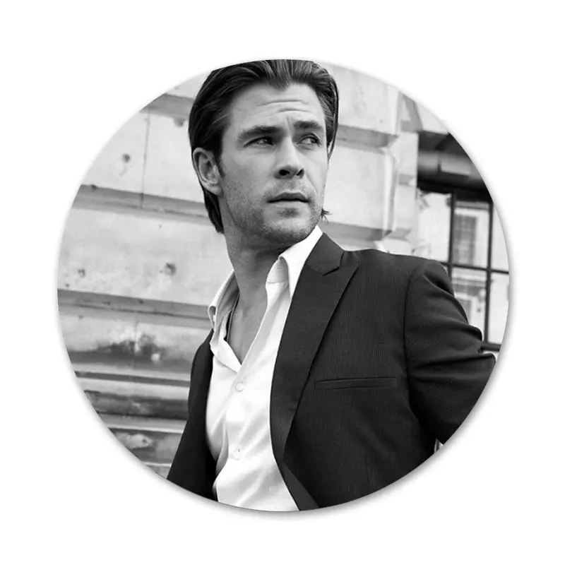 58 мм сильный-Крис-Хемсворт значок на булавке декоративные Броши Металлические