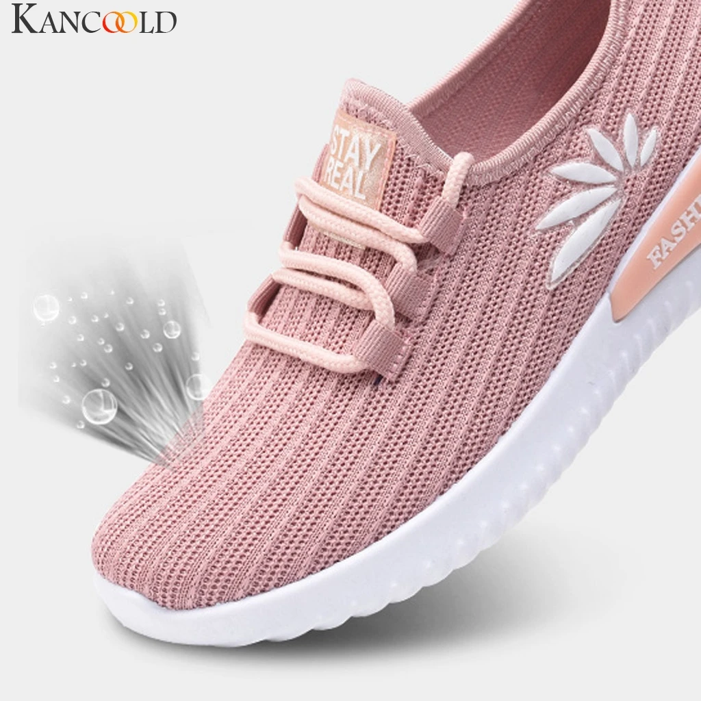 Женские кроссовки легкие дышащие на шнуровке Нескользящие спортивные с вышивкой