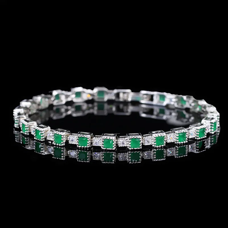 

Vintage Silver Color Emerald Gemstone Bangle Charm Wedding Cocktail Bracelet Fine Jewelry Gifts Wholesale