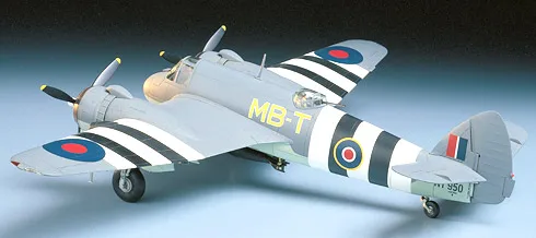 Tamiya масштаб 61067 1/48 Бристоль Beaufighter TF.Mk.X боевой самолет демонстрация коллекционная
