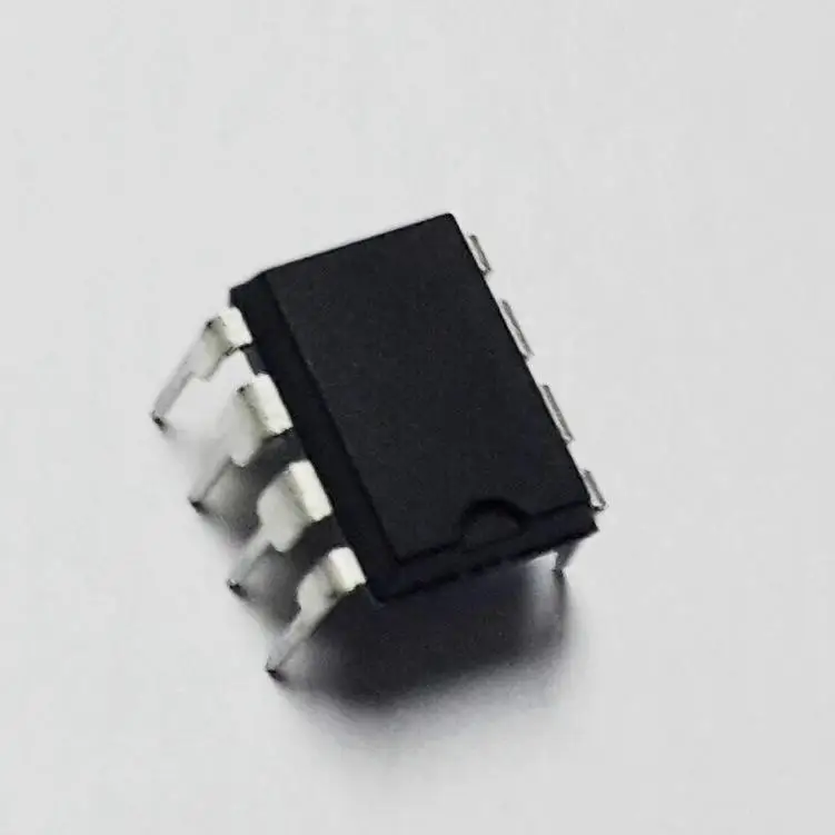 

10 шт. 2722 L2722 DIP-8