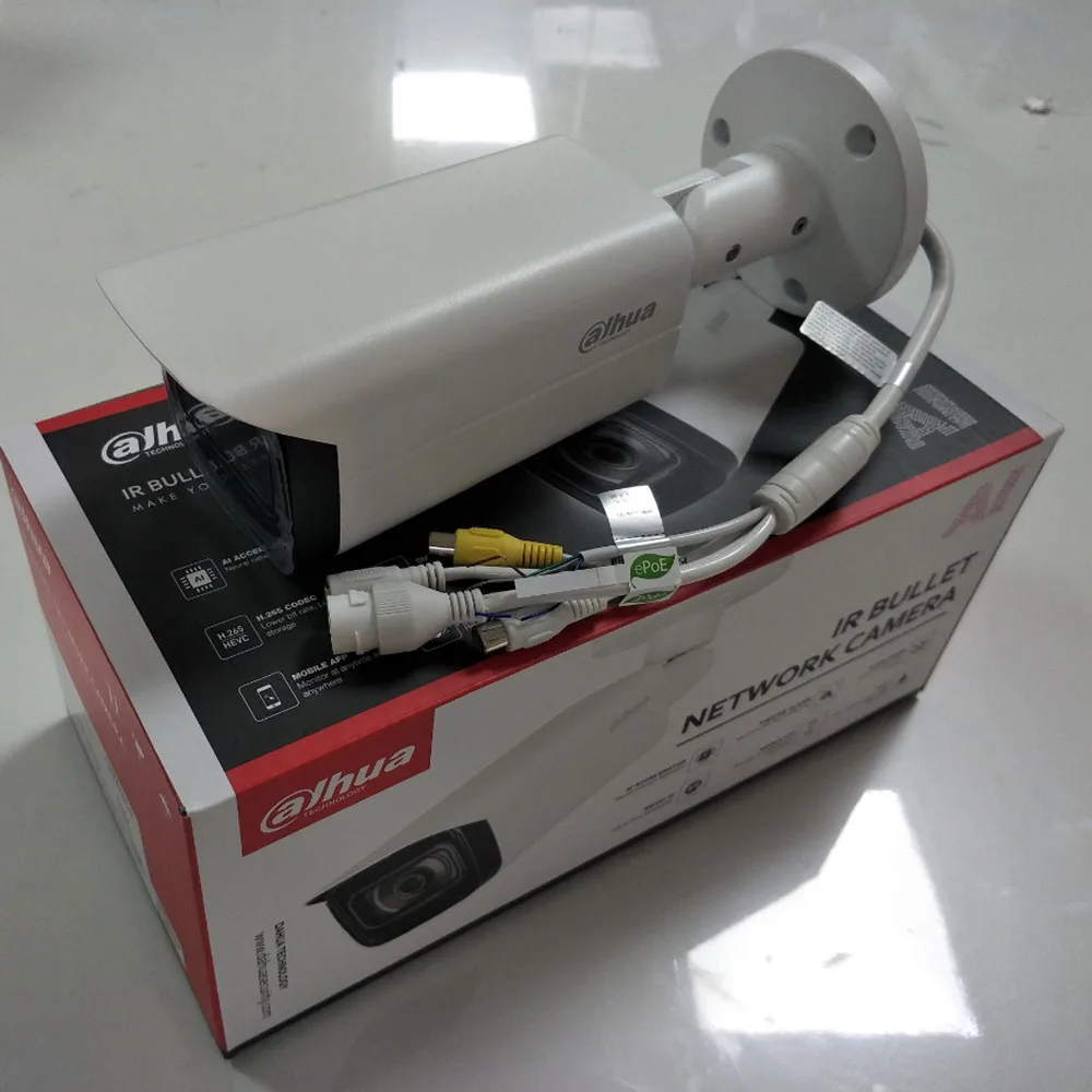 IP-камера Dahua WizMind 4 МП H.265 WDR IR50m карта Mirco-SD 128 ГБ IP67 IK10 1/1 вход/выход сигнализации