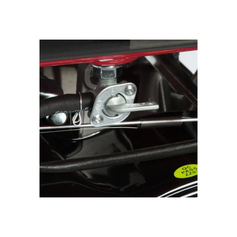 Генератор Maxcut MC6500 047103035 однофазный 220 вольт мощностью 5 кВт, максимально 5,5 кВт, бензиновый 4-тактный двигатель Оборудование для садоводства Газовые генераторы для дома.