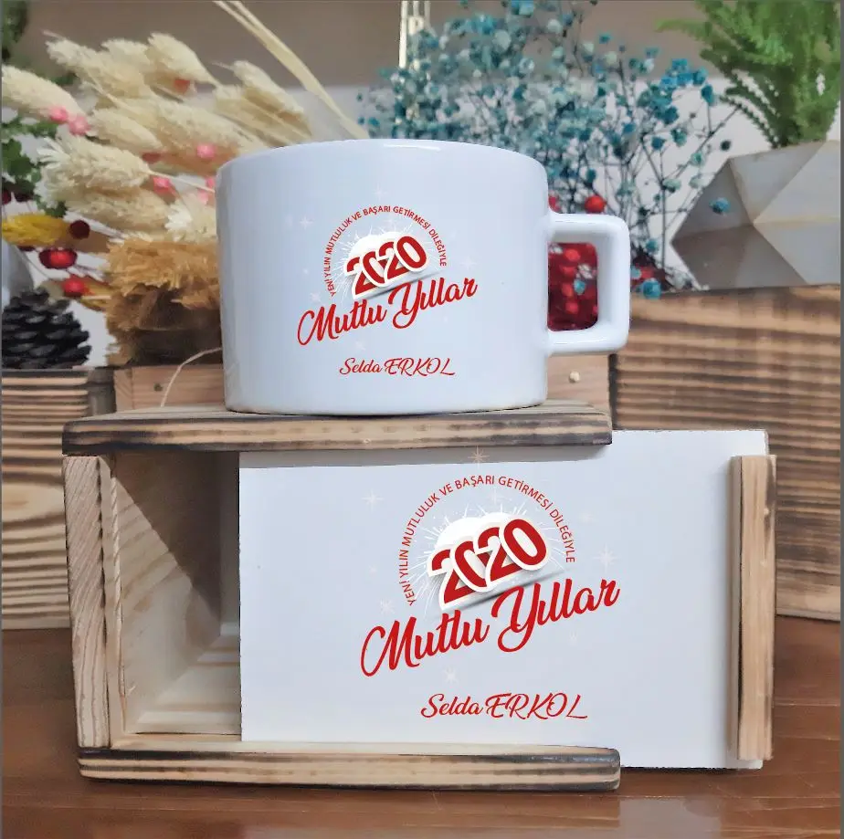 

Personalized 2020 Year Design Wooden Box and Luxury Cup
