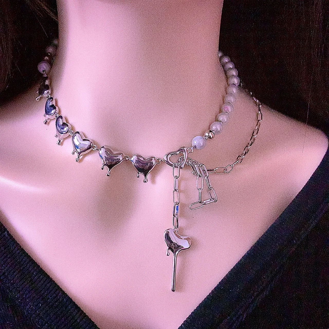 

Korean Luminous Ball Metal Chain Metal Heart Stitching Necklace Punk Hip Hop Choker Lock Pendant Clavicle Fashion Sweet Jewelry