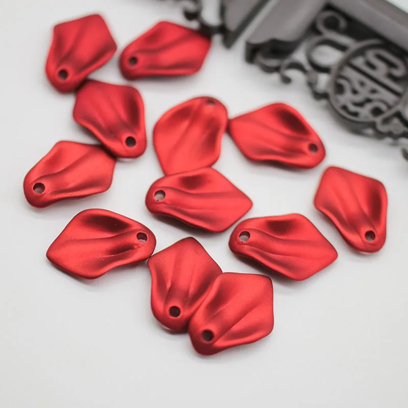 

50 PCS 15x18mm Acrylic Red Petal Leaves Pendant Charms DIY Necklace Earring Accessories Findings For Jewelry Making