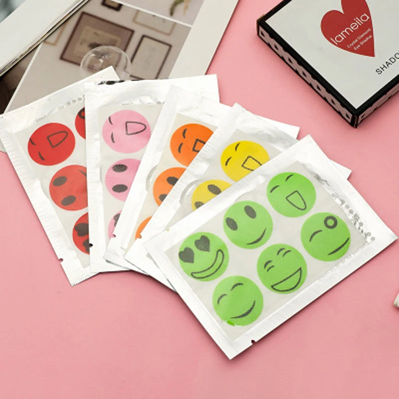 Мультфильм наклейка от комаров Наклейка и улыбающимися героями мультфильмов