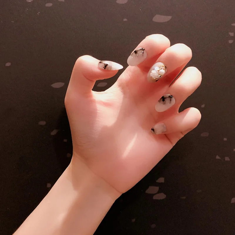 24 шт Чернила мыть поддельный пресс на ногтях белый черный мрамор текстура