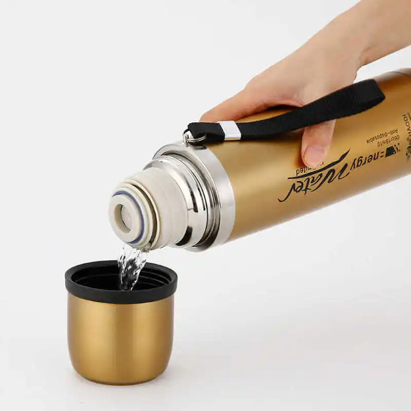 Изолированная чашка большая емкость для воды изолированная наружный