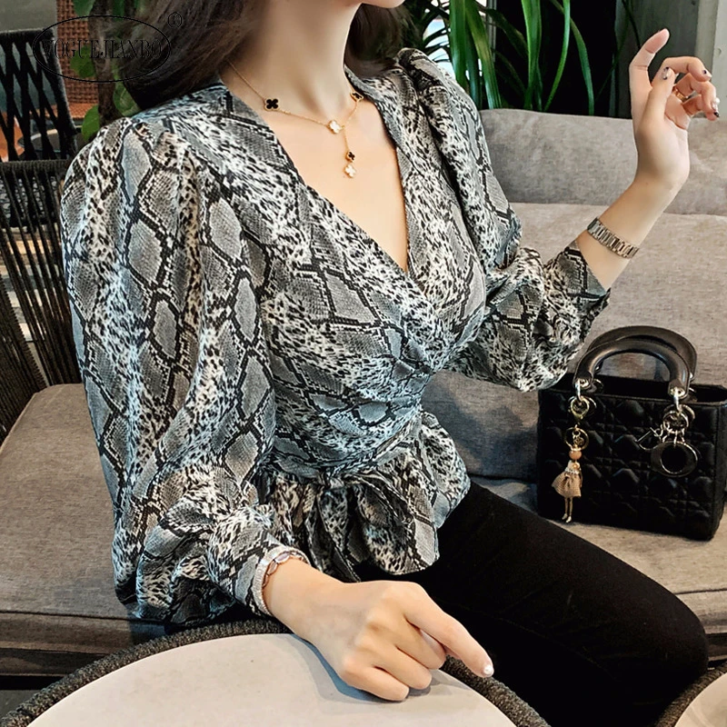 

Spring 2020 new women clothes serpentine shirts sexy bodycon blusas V-neck long sleev lace up office ladies tops and blouses