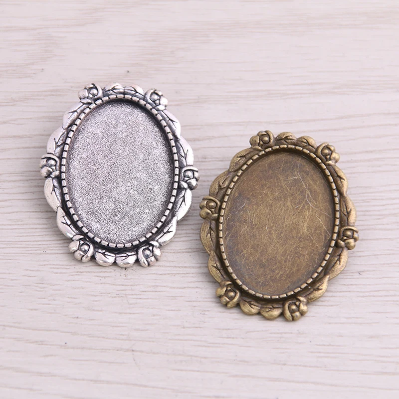 Брошь в форме Кабошона Sweet Bell двухцветная брошка из металлического сплава