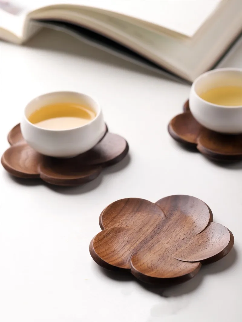 

Creative Flower Shape Black Walnut Wooden Cup Mat Heat-resistant Tea Coaster Non-Slip Tableware Pad Home/Kitchen Decoration