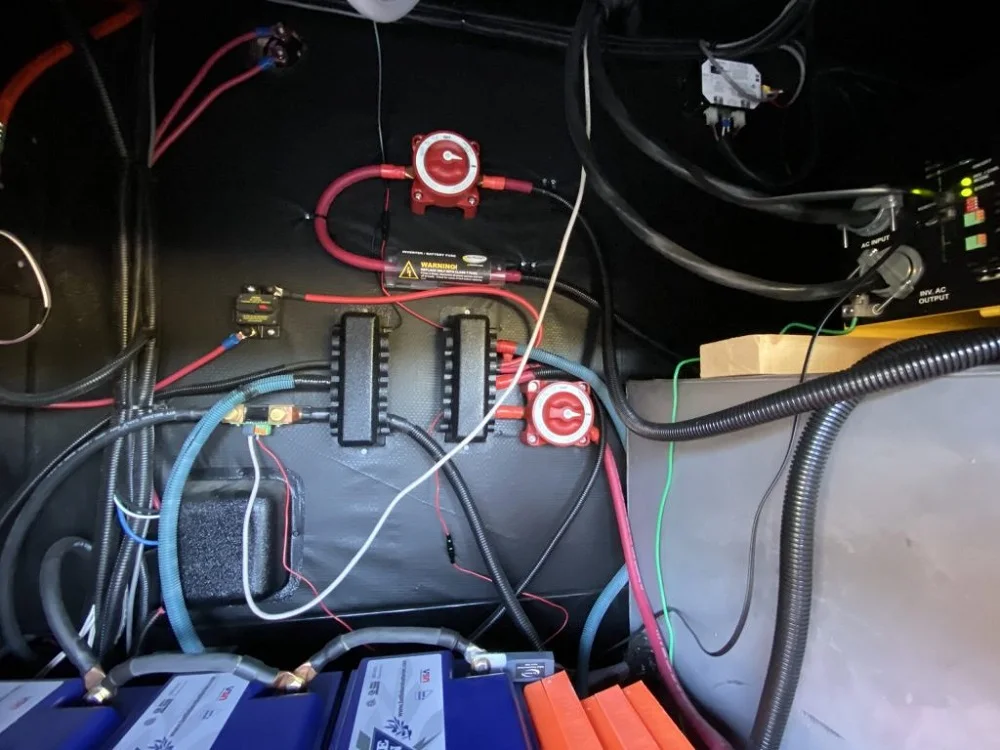 4 позиции 32V 350 Amp E-Series водонепроницаемое зажигание защищенная Морская Лодка