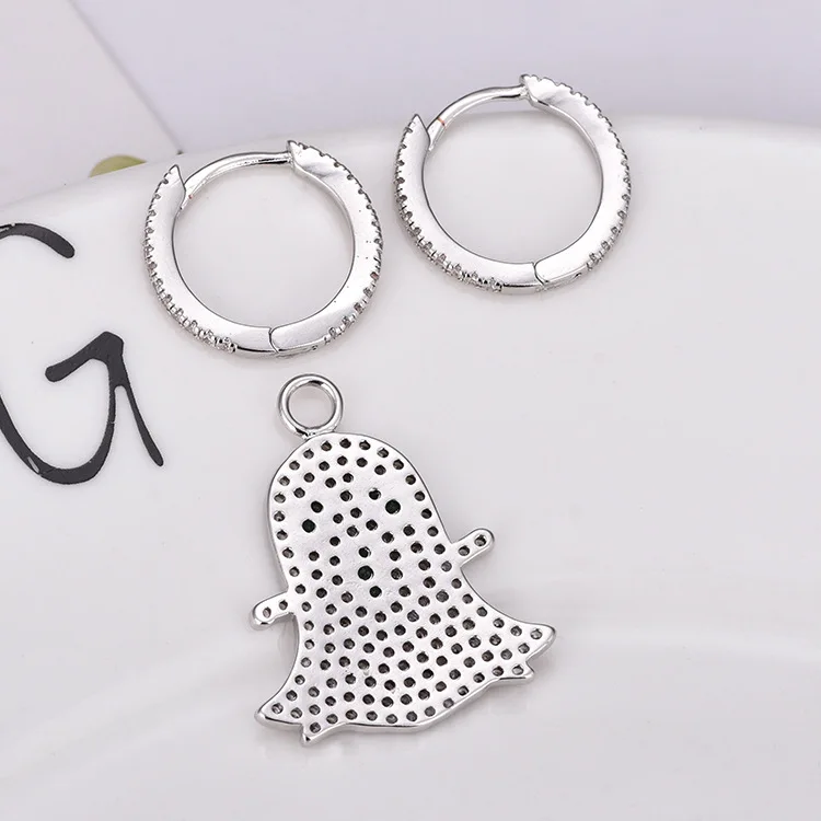 

2019 Ins Hot Earrings Female Halloween lovely Little Ghost rhinestone Earrings jewelry for Girls Birthday Gifts