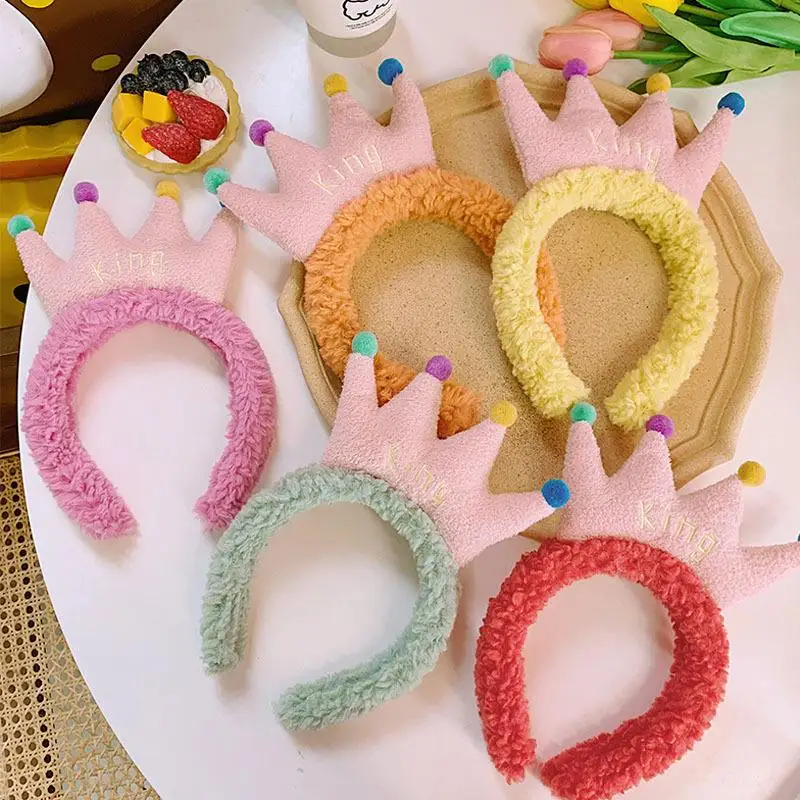 

Плюшевые «King», «Queen» Корона осень-зима 1 пара суперэластичных вельветовых мягкий теплый повязка на голову, для девушек и женщин микс для укла...