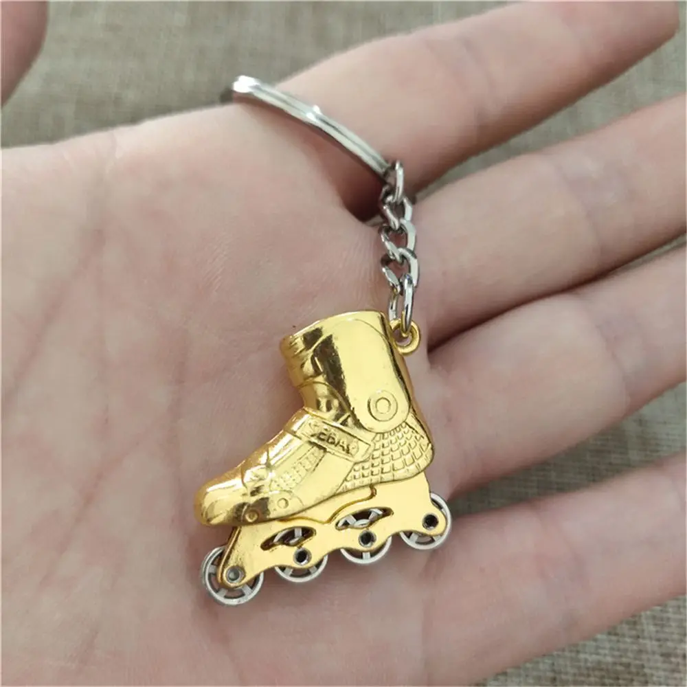 Подарочный Брелок для ключей брелок в виде роликовых коньков с подвеской