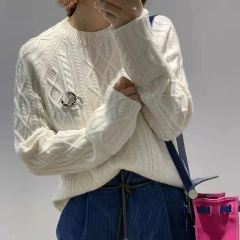 

MVLYFLRT Autumn and Winter New Pull-sleeved Twisted Cashmere Sweater Woman Short Round Neck Sweater Thick Loose Knitted Pullover